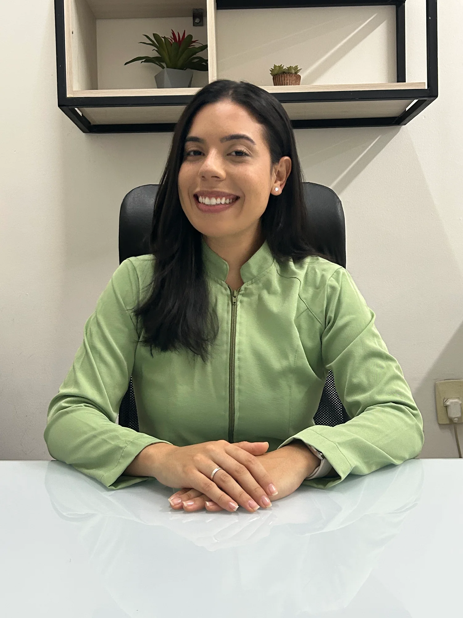 Dra. Iara Bernardes